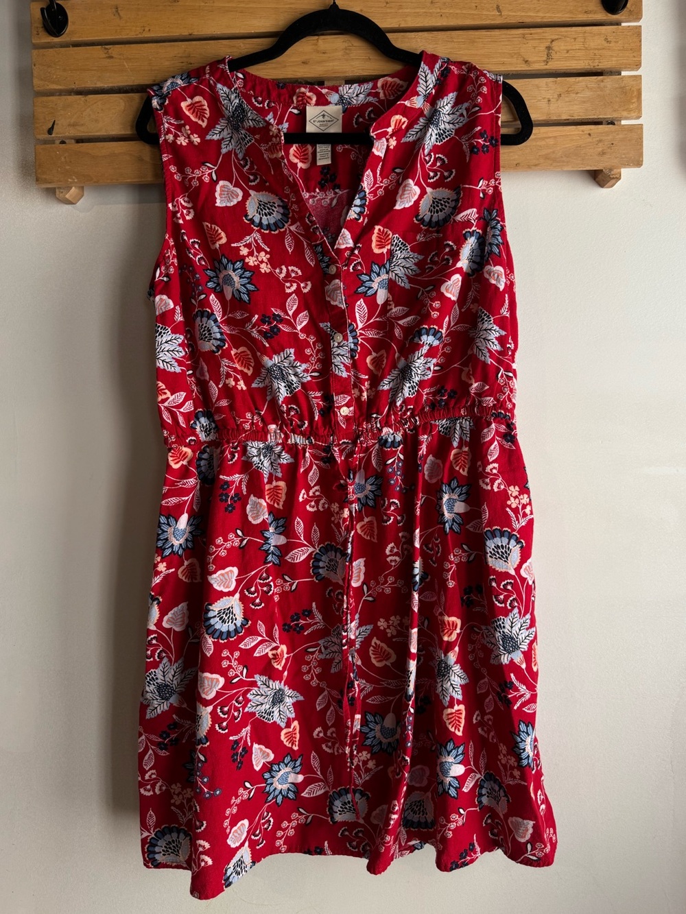 St. John's Bay Red White & Blue Floral V-Neck Mini Dress - Picture 3 of 9